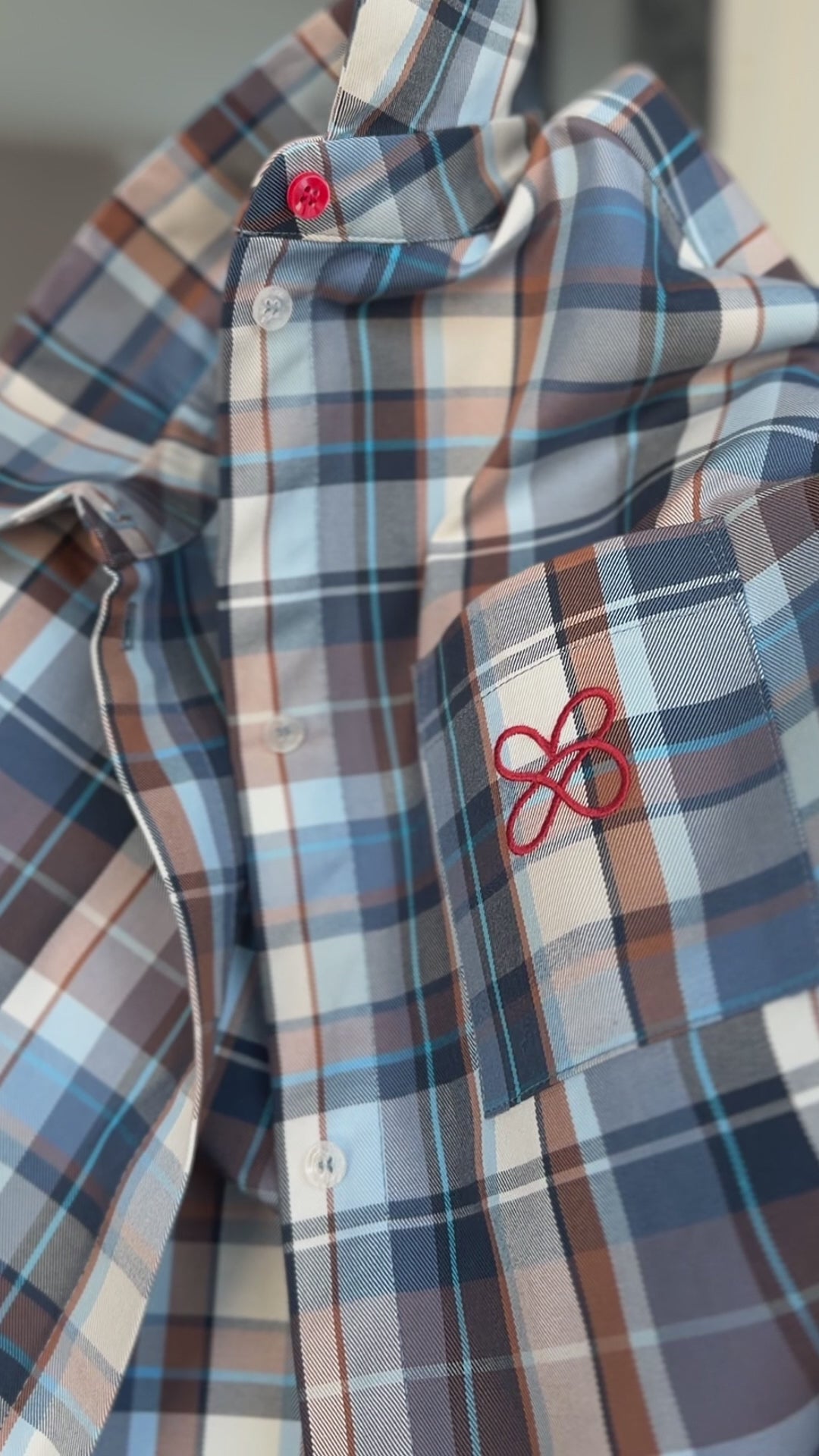 MAGNÈ Oversized Plaid Shirt – 100% Italian Cotton | LOUI PAMPOŃE